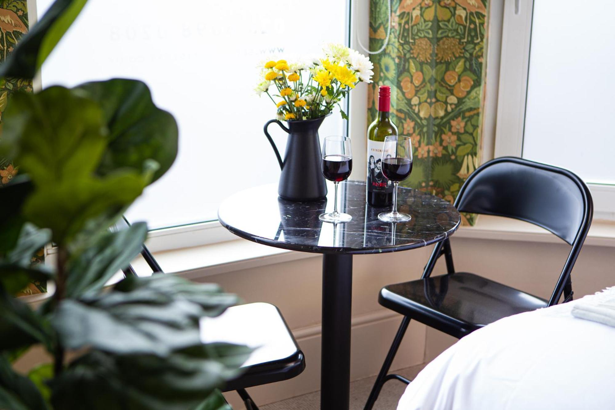 Settle Southampton - Stylish Self Check-In Rooms & Self Catering Suites Εξωτερικό φωτογραφία